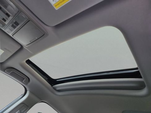 Used 2021 Honda CR-V EX image 25
