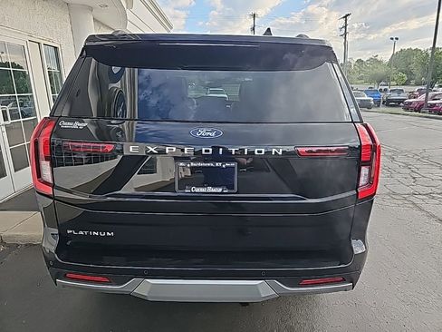 New 2026 Ford Expedition Platinum w/ Driver's Package AWD/4WD image 5