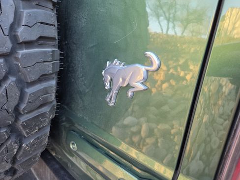 Used 2022 Ford Bronco Badlands image 15