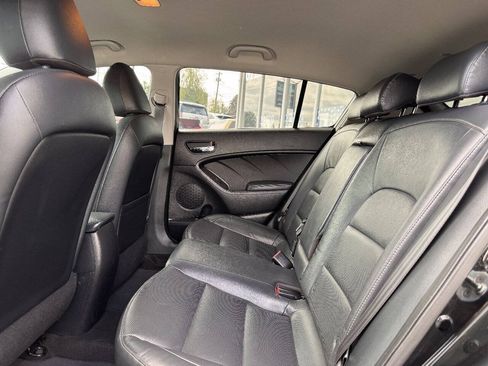 Used 2017 Kia Forte EX FWD image 25