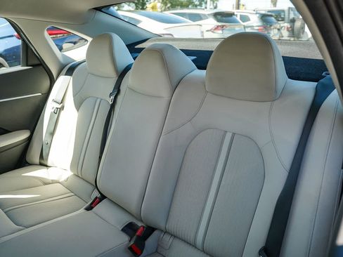 Certified 2023 Hyundai Sonata SE image 18