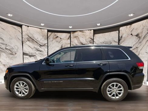 Used 2021 Jeep Grand Cherokee Laredo image 5