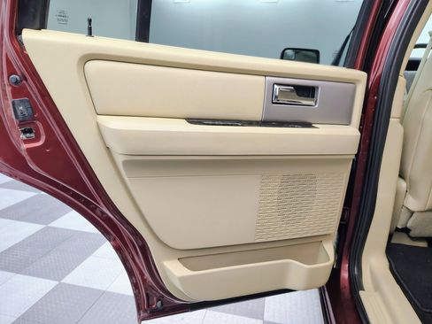 Used 2015 Ford Expedition Limited w/ Equipment Group 301A image 28