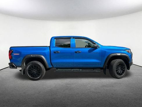 Certified 2024 Chevrolet Colorado Trail Boss w/ Advanced Trailering Package AWD/4WD image 16