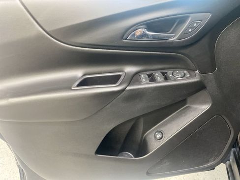 Used 2019 Chevrolet Equinox LT FWD image 30