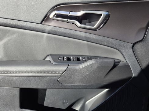 New 2026 Kia Sportage EX image 16