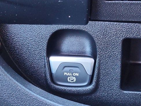 Used 2025 RAM ProMaster 2500 w/ Convenience Group FWD image 22