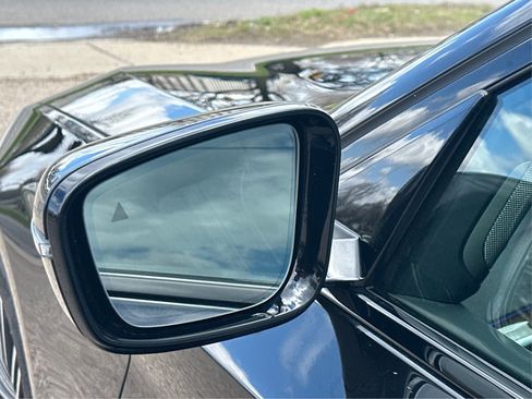 Used 2019 BMW 540i xDrive 540i xDrive w/ M Sport Package image 25