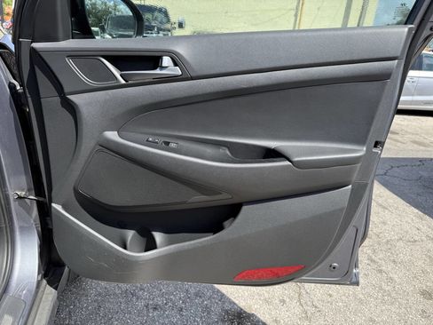 Used 2016 Hyundai Tucson Limited image 27