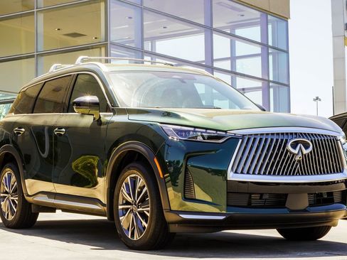 Certified 2026 INFINITI QX60 Luxe w/ Cargo Package image 4