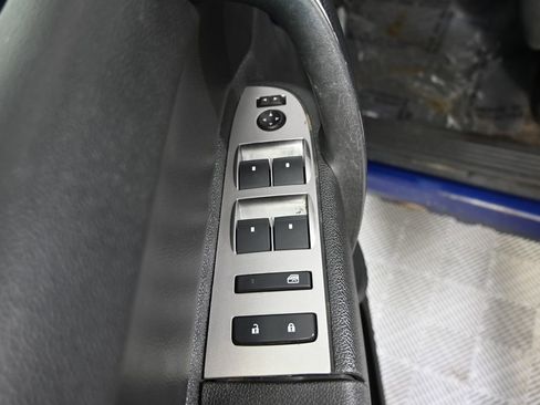 Used 2013 GMC Sierra 2500 SLE w/ SLE Preferred Package image 19