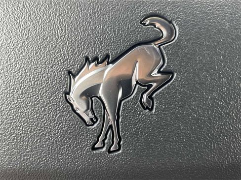 New 2025 Ford Bronco Base image 29