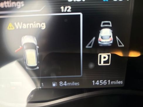 Used 2023 Nissan Kicks SR w/ SR Premium Package image 13