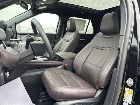 New 2026 Ford Explorer Platinum w/ LUX Leather Package image 15
