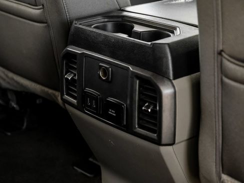 Used 2020 Ford F150 XLT w/ Equipment Group 302A Luxury RWD image 37