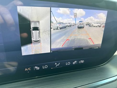 Used 2024 Buick Envision Preferred AWD/4WD image 18