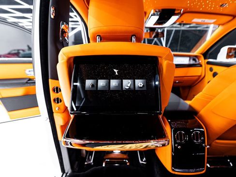 Used 2026 Rolls-Royce Phantom Sedan image 79