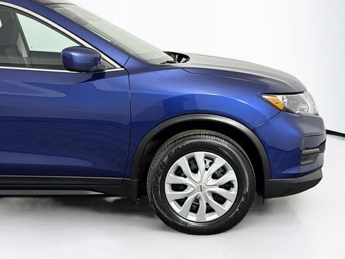Used 2019 Nissan Rogue S image 42