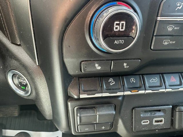 Used 2019 Chevrolet Silverado 1500 LT w/ All-Star Edition AWD/4WD image 18