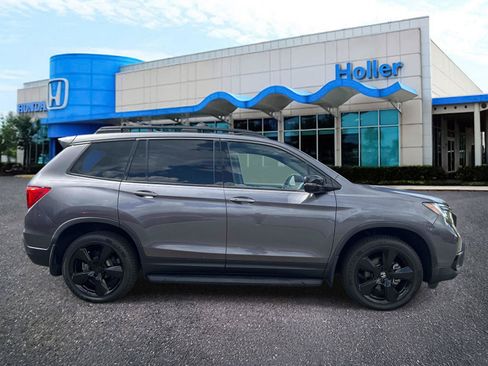 Used 2021 Honda Passport Elite image 2