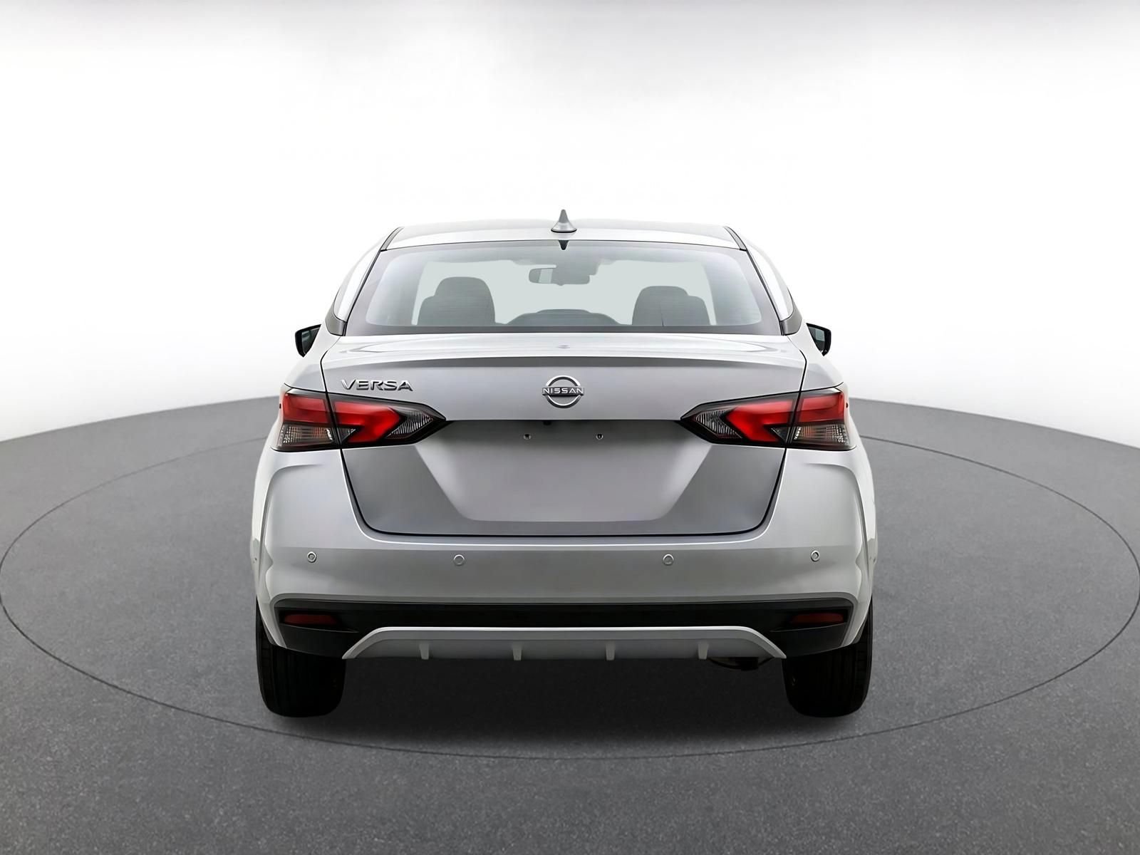 Used 2025 Nissan Versa SV FWD image 7