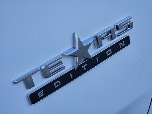New 2026 Chevrolet Silverado 3500 LTZ w/ LTZ Texas Edition AWD/4WD image 17