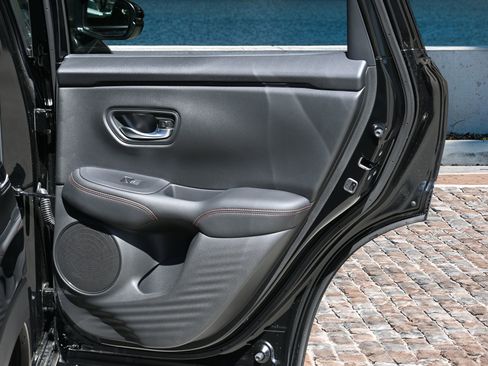 New 2026 Honda HR-V Sport image 17