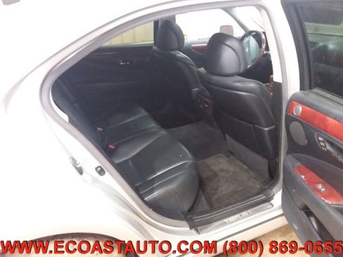 Used 2007 Lexus LS 460 L w/ Luxury Pkg image 12