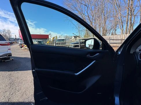 Used 2016 MAZDA CX-5 Touring w/ Bose/Moonroof Package image 9