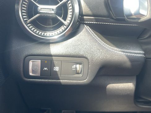 Used 2024 Chevrolet Blazer EV LT AWD/4WD image 18