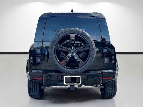 New 2026 Land Rover Defender 110 X-Dynamic SE AWD/4WD image 4