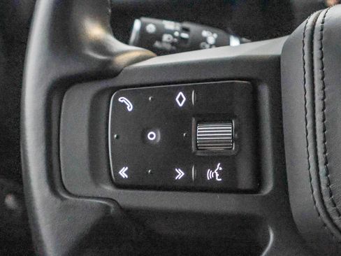 Used 2023 Land Rover Defender 130 X image 36