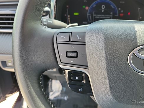 Used 2026 Toyota Camry SE FWD image 26