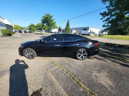 Used 2017 Nissan Maxima Platinum FWD image 25
