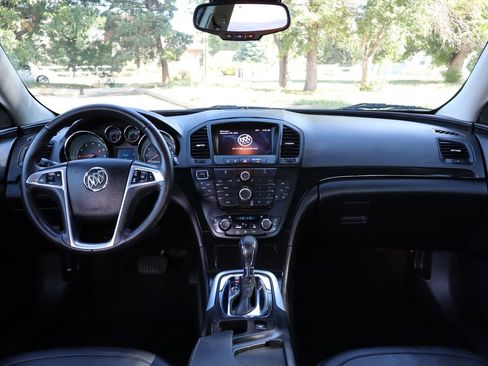 Used 2012 Buick Regal Premium image 16