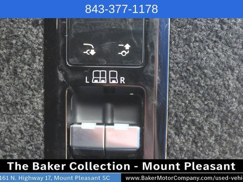 Used 2023 Land Rover Range Rover SE AWD/4WD image 11