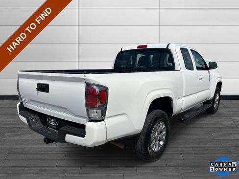 Used 2018 Toyota Tacoma SR w/ SR Convenience Package RWD image 3