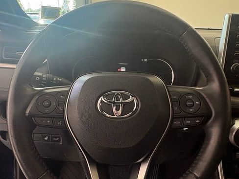 Used 2020 Toyota RAV4 XSE AWD/4WD image 18