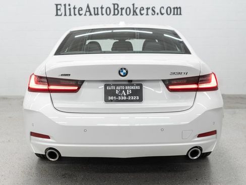 Used 2026 BMW 330i xDrive Sedan w/ Convenience Package AWD/4WD image 4