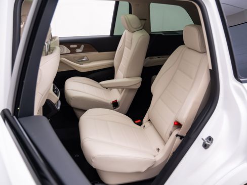 New 2026 Mercedes-Benz GLS 450 4MATIC image 20