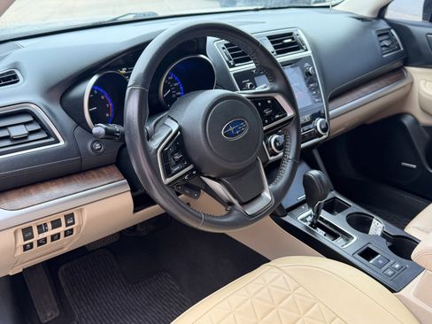 Used 2018 Subaru Outback 2.5i Limited AWD/4WD image 14