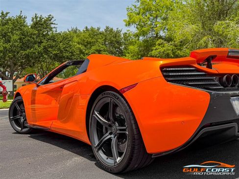 Used 2015 McLaren 650S Spider RWD image 43