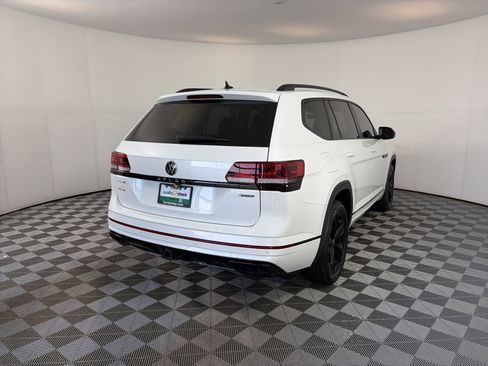 Used 2023 Volkswagen Atlas SEL R-Line image 10