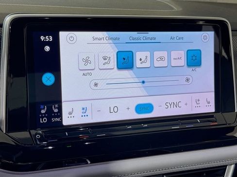 New 2026 Volkswagen Atlas Cross Sport SEL R-Line image 10