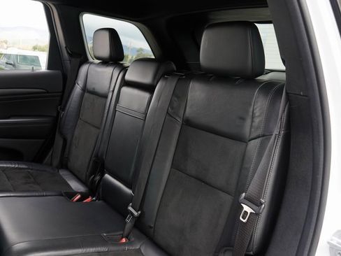 Used 2022 Jeep Grand Cherokee Laredo X image 27