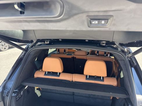 Used 2024 BMW X7 xDrive40i w/ Executive Package AWD/4WD image 8