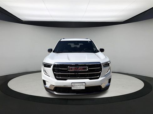 Used 2025 GMC Acadia Elevation FWD image 2