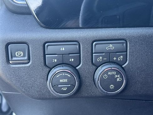 Used 2026 Chevrolet Silverado 2500 LT AWD/4WD image 28