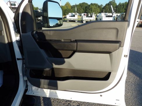 Used 2025 Ford F250 XL w/ XL Off-Road Package AWD/4WD image 39