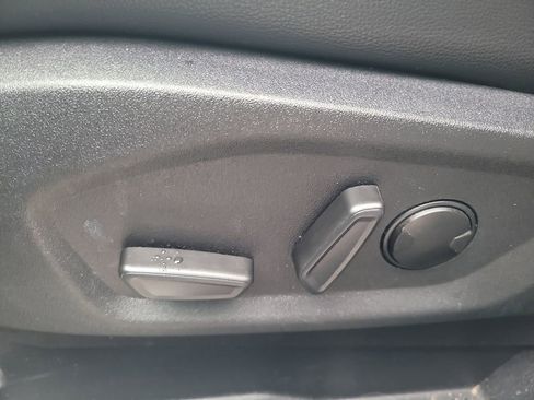 Certified 2024 Ford Edge Titanium image 12